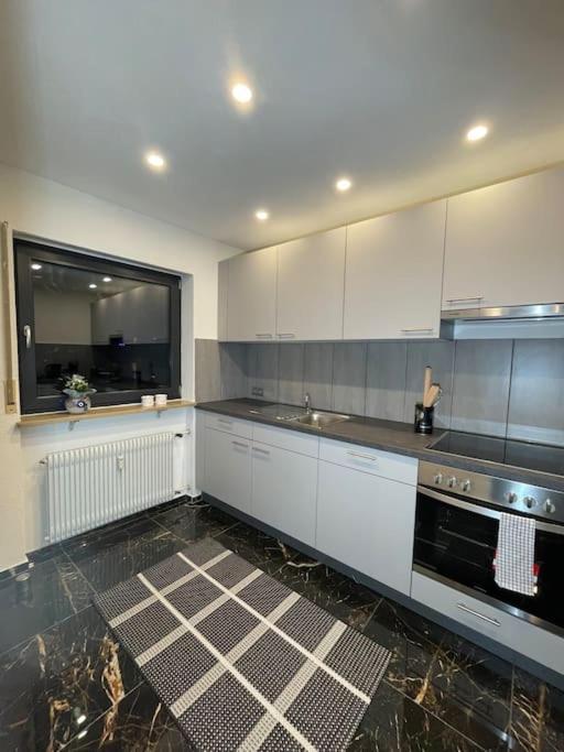 Ferienwohnung Wilusa 2 - Self Checkin ไรน์เฟลเดิน ภายนอก รูปภาพ